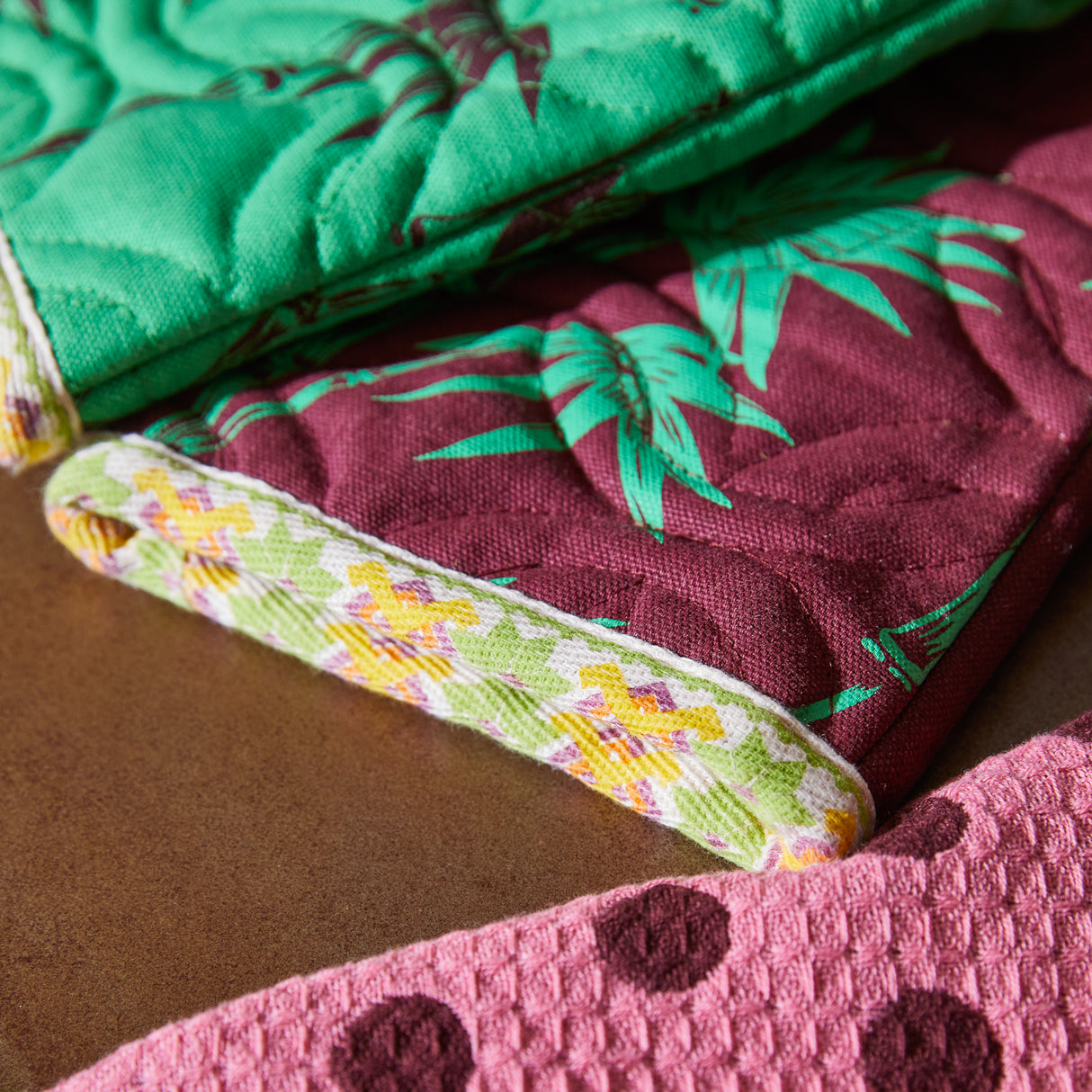 Aneta Oven Mitt Set