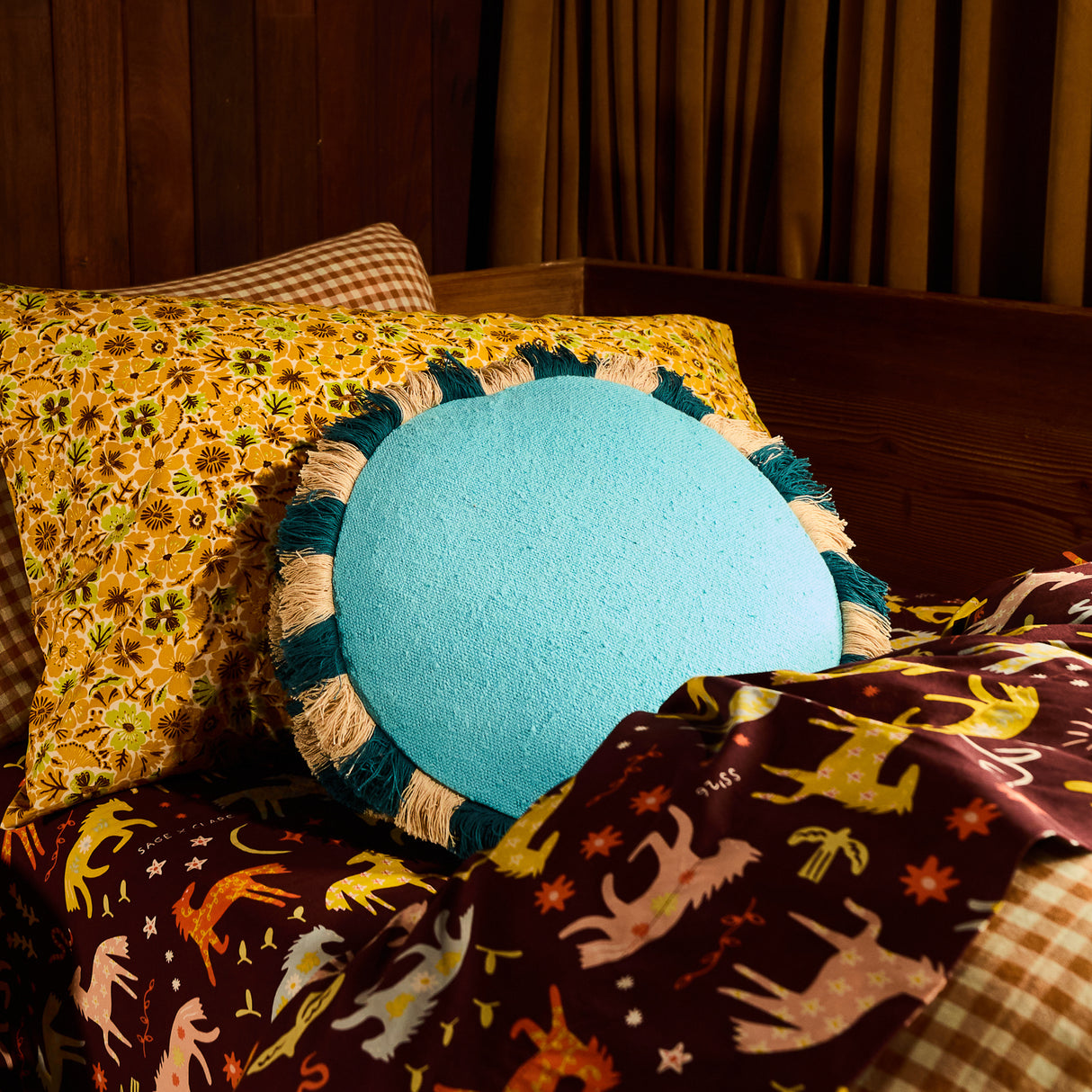 Reese Round Cushion - Turquoise Feather Insert