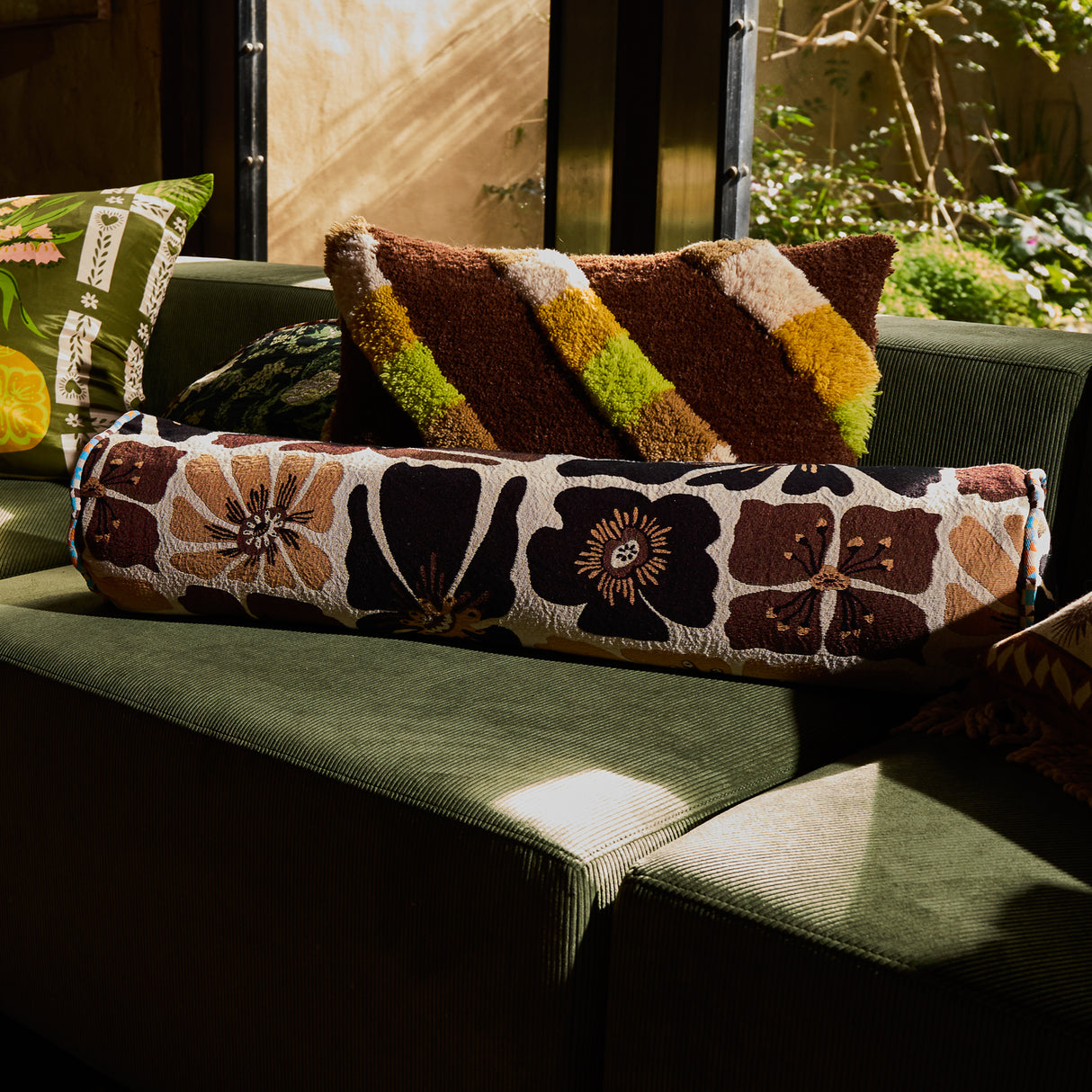 Max Tufted Cushion Feather Insert