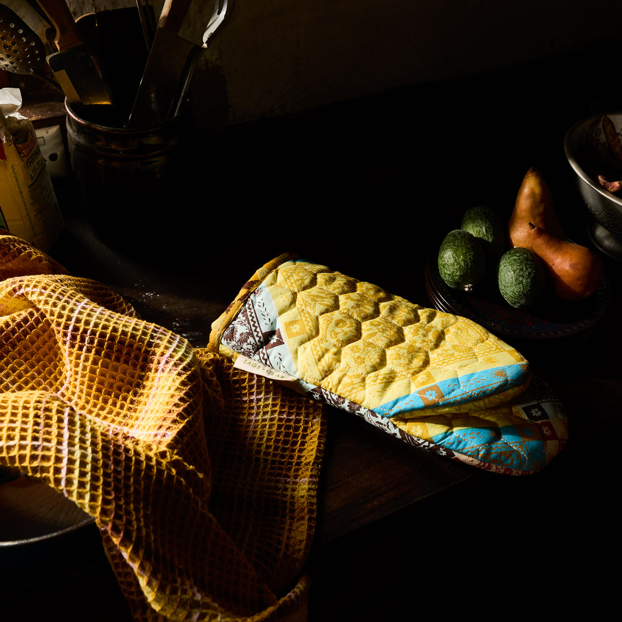 Indiana Oven Mitt Set