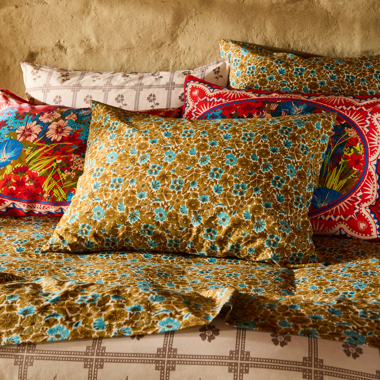Magnolia Cotton Pillowcase Set - Turquoise Standard