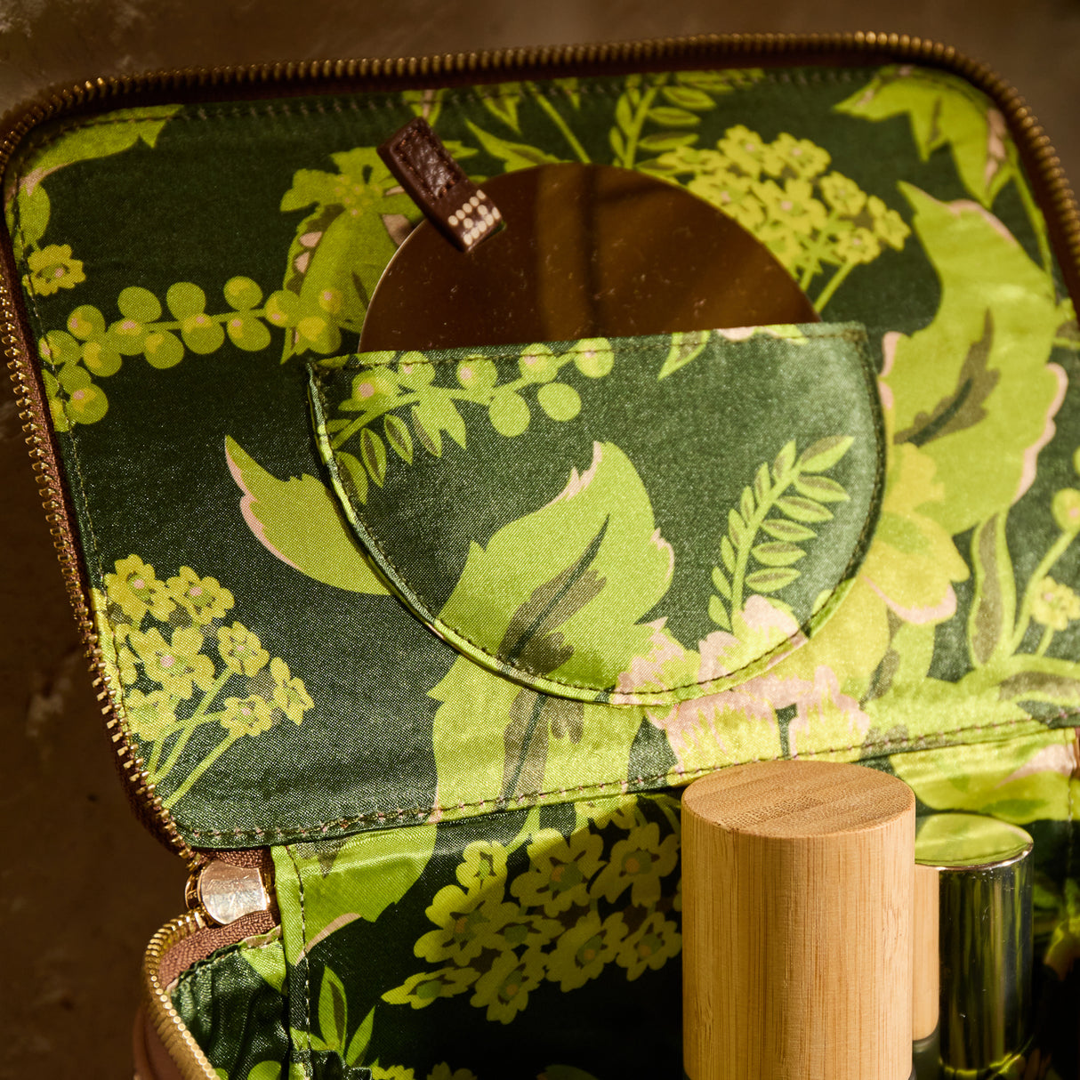 Bonny Medium Vanity Case - Umber