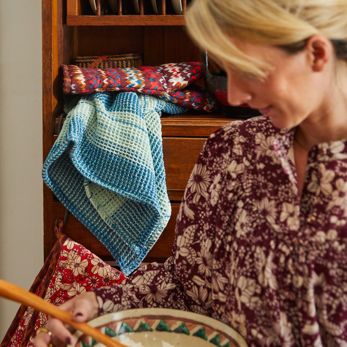 Arlette Oven Mitt Set