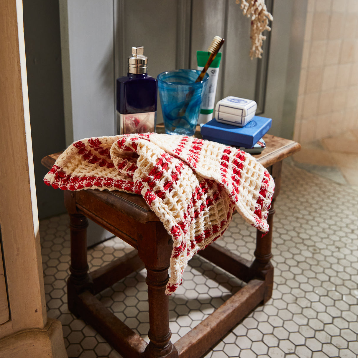 Lucien Waffle Face Washer - Scarlet