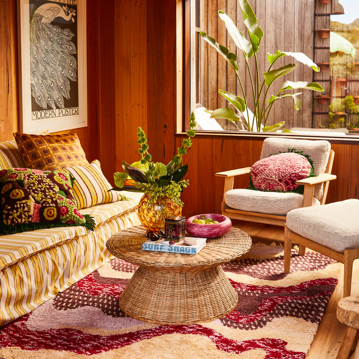 Jeanne Bowl - Crimson