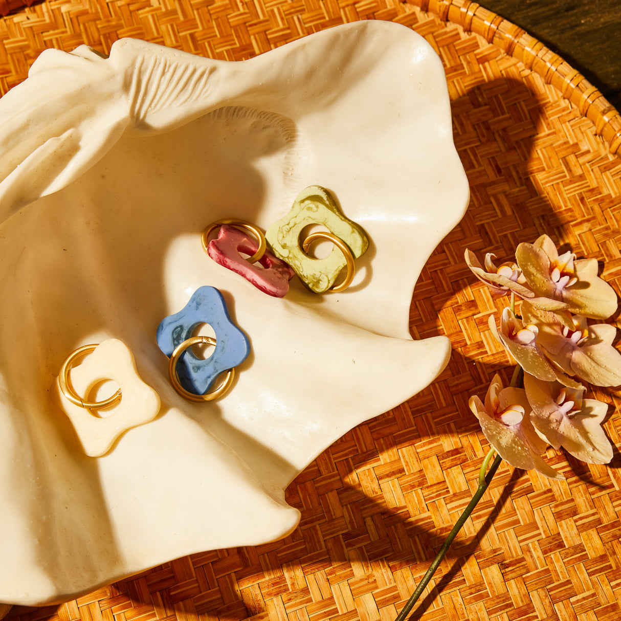 Carla Keyring - Pearl