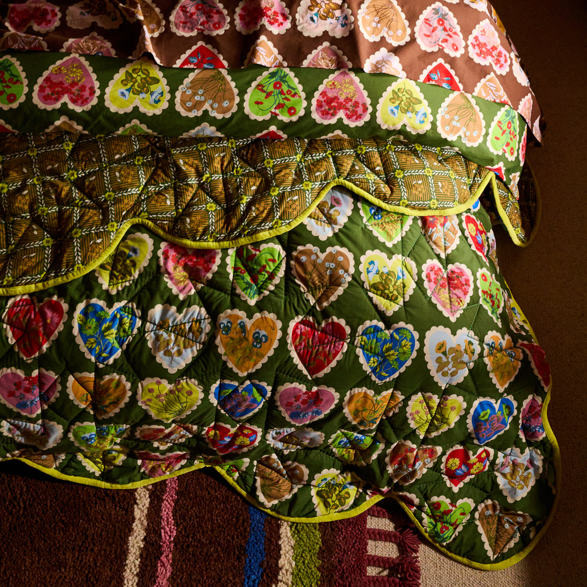 Loretta Scalloped Coverlet