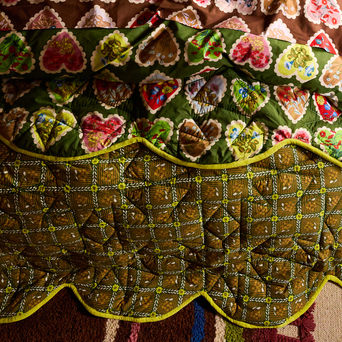 Loretta Scalloped Coverlet