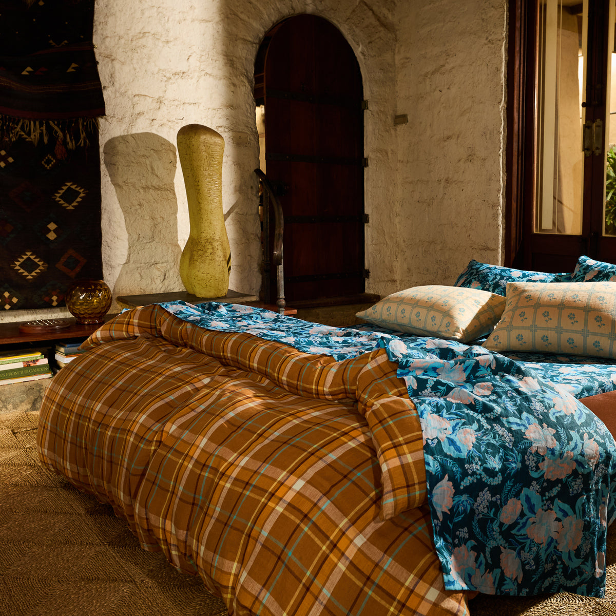 Frances Linen Quilt Cover - Sable Queen