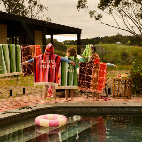 June Nudie Hooded Towel - Dahlia