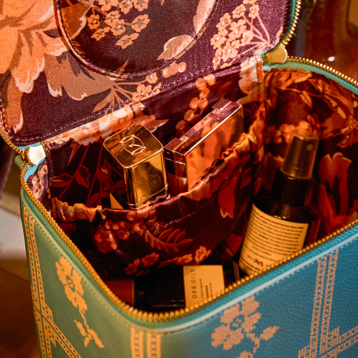 Bonny Medium Vanity Case - Turquoise