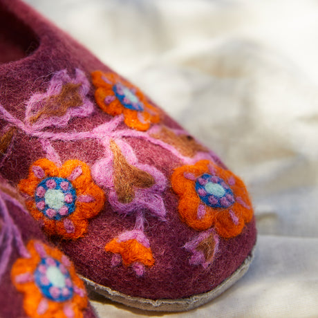 Marie Felt Slippers - Mahogany Small