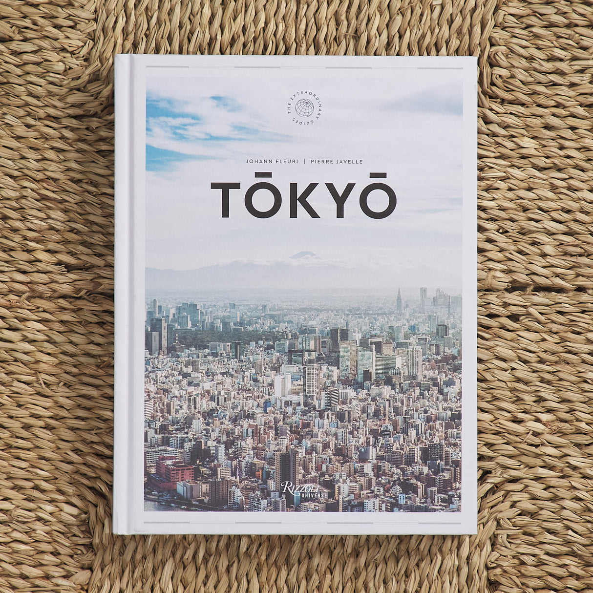Tokyo: The Extraordinary Guide