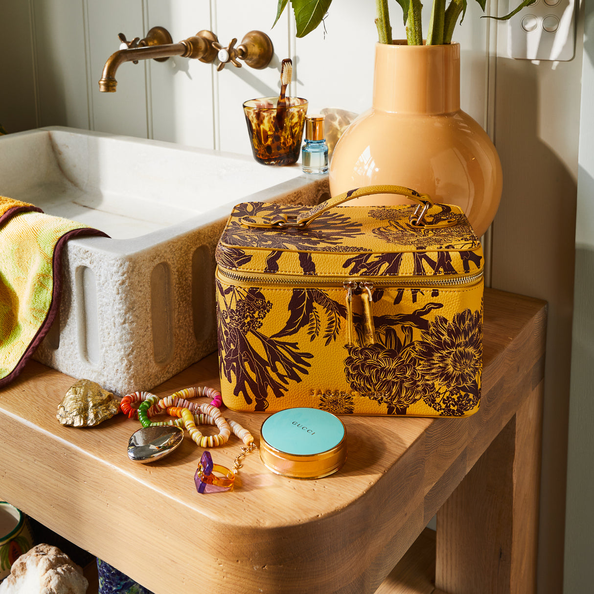 Delphine Large Vanity Case - Dune