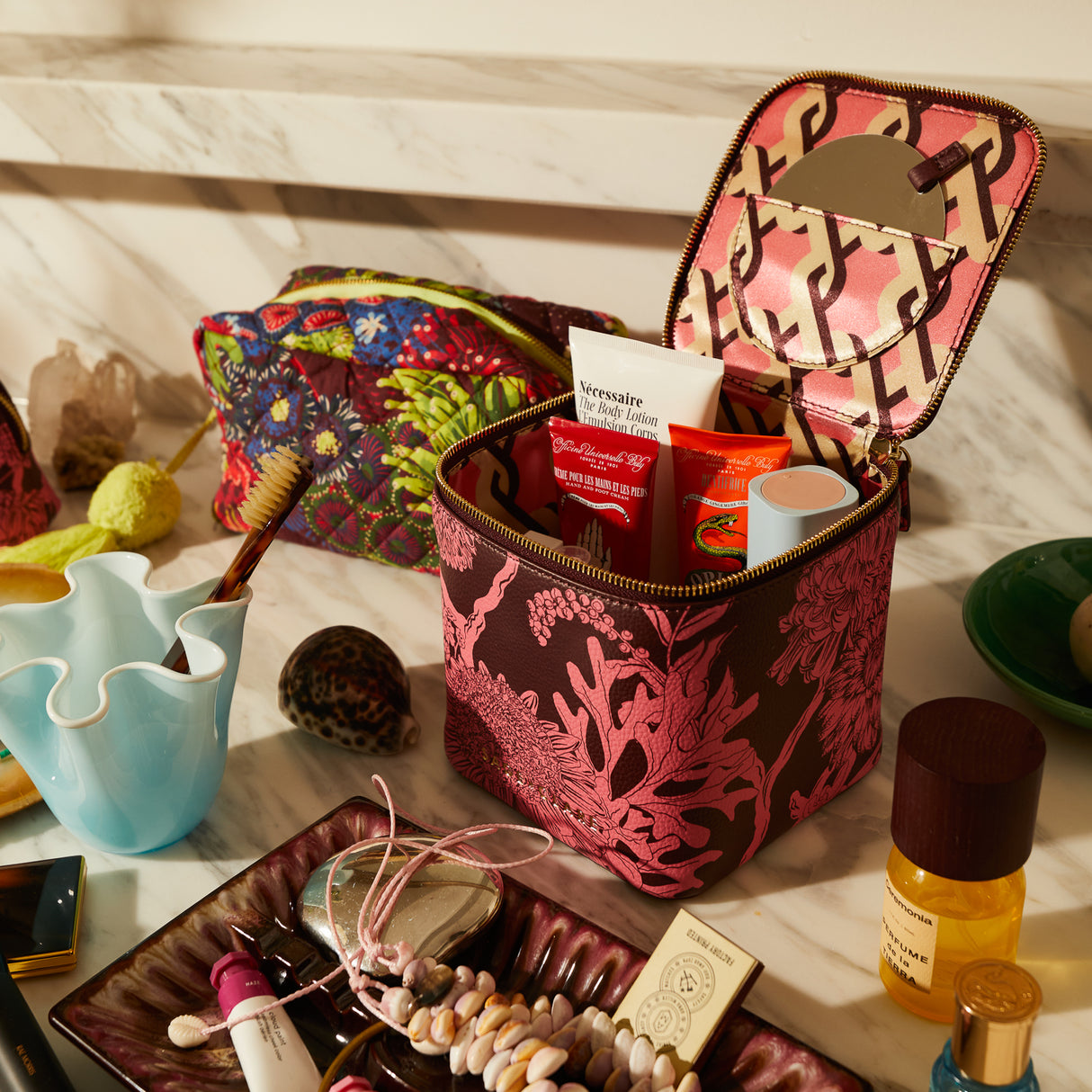 Delphine Small Vanity Case - Garnet