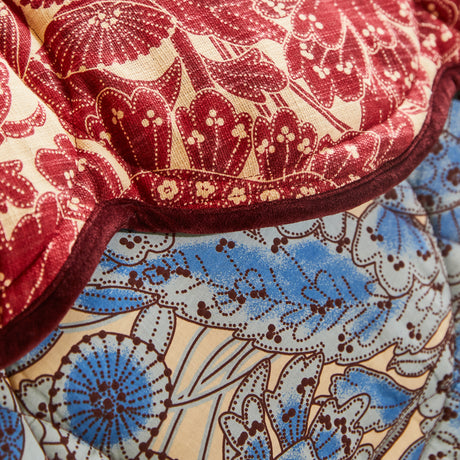 Lucia Scalloped Coverlet
