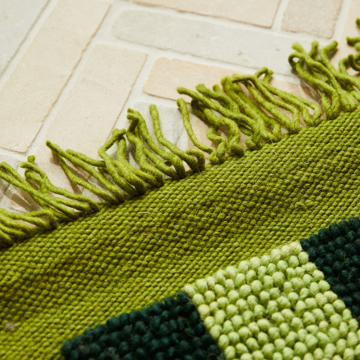 Amorette Knotted Rug - la Palma