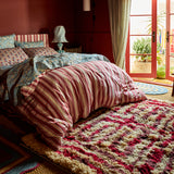 Belvia Beni Rug - Crimson 150 x 210 cm