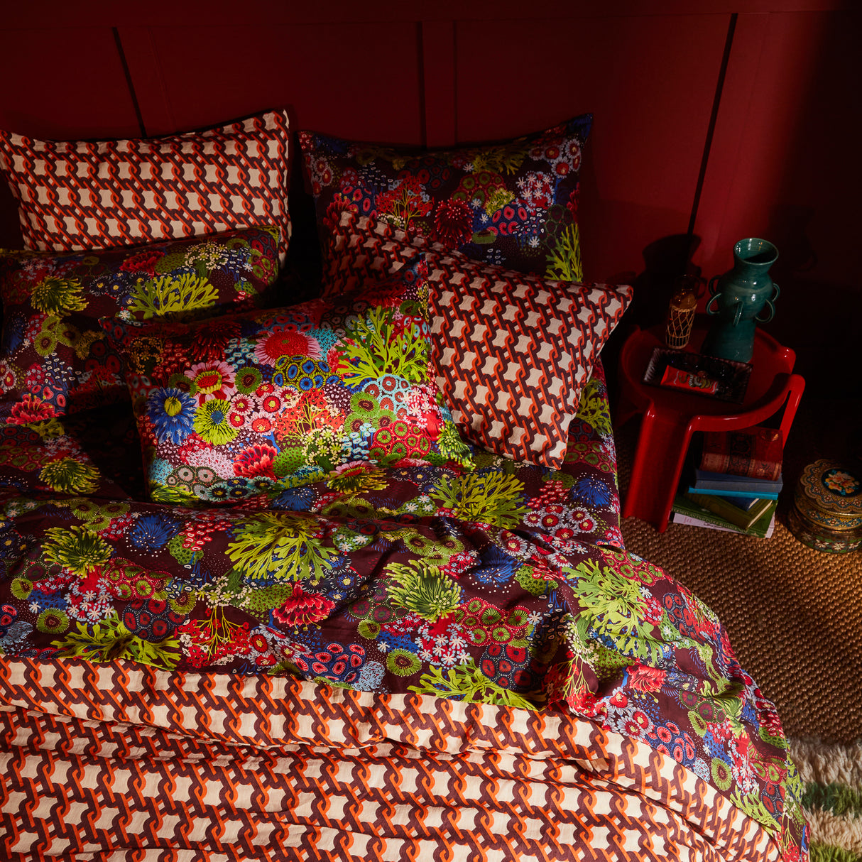 Coralie Silk Pillowcase - Garnet
