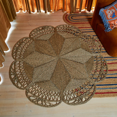 Sahana Round Seagrass Rug