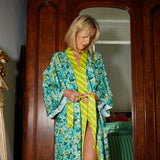 Demi Robe